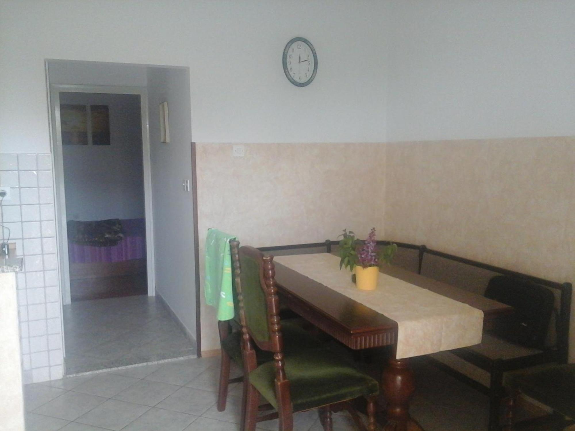 Apartments Tanja & Boris Baška Стая снимка